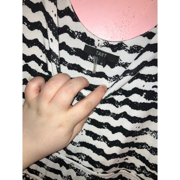 Tart Black and white striped fit and flare dress size medium - Picture 6 of 6